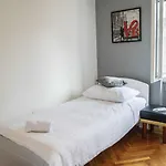 Apartment/room 