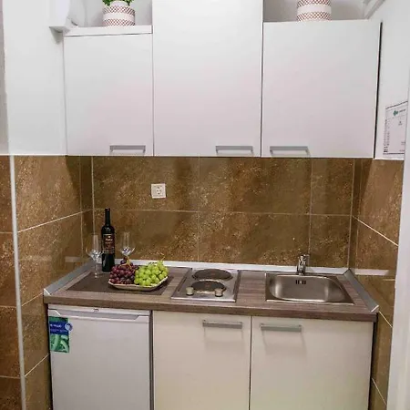 Apartment/room 