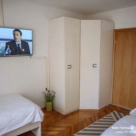 Apartment/room 