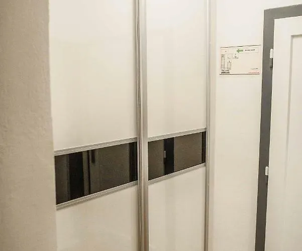 Apartment/room 
