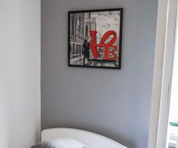 Apartment/room 