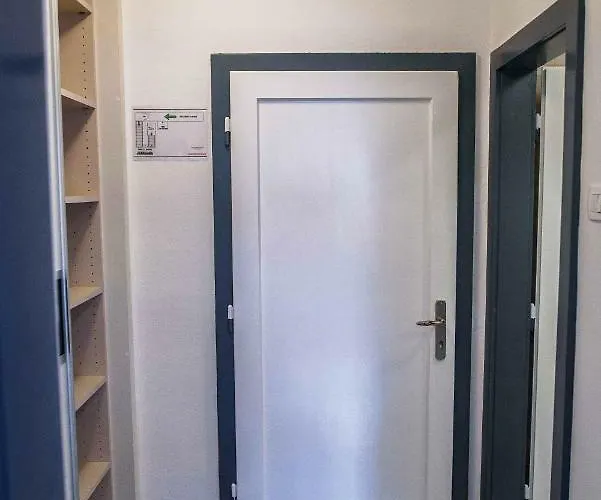 Apartment/room 